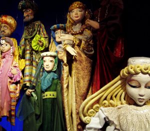 Bábky vo verejnej knižnici v Banskej Bystrici